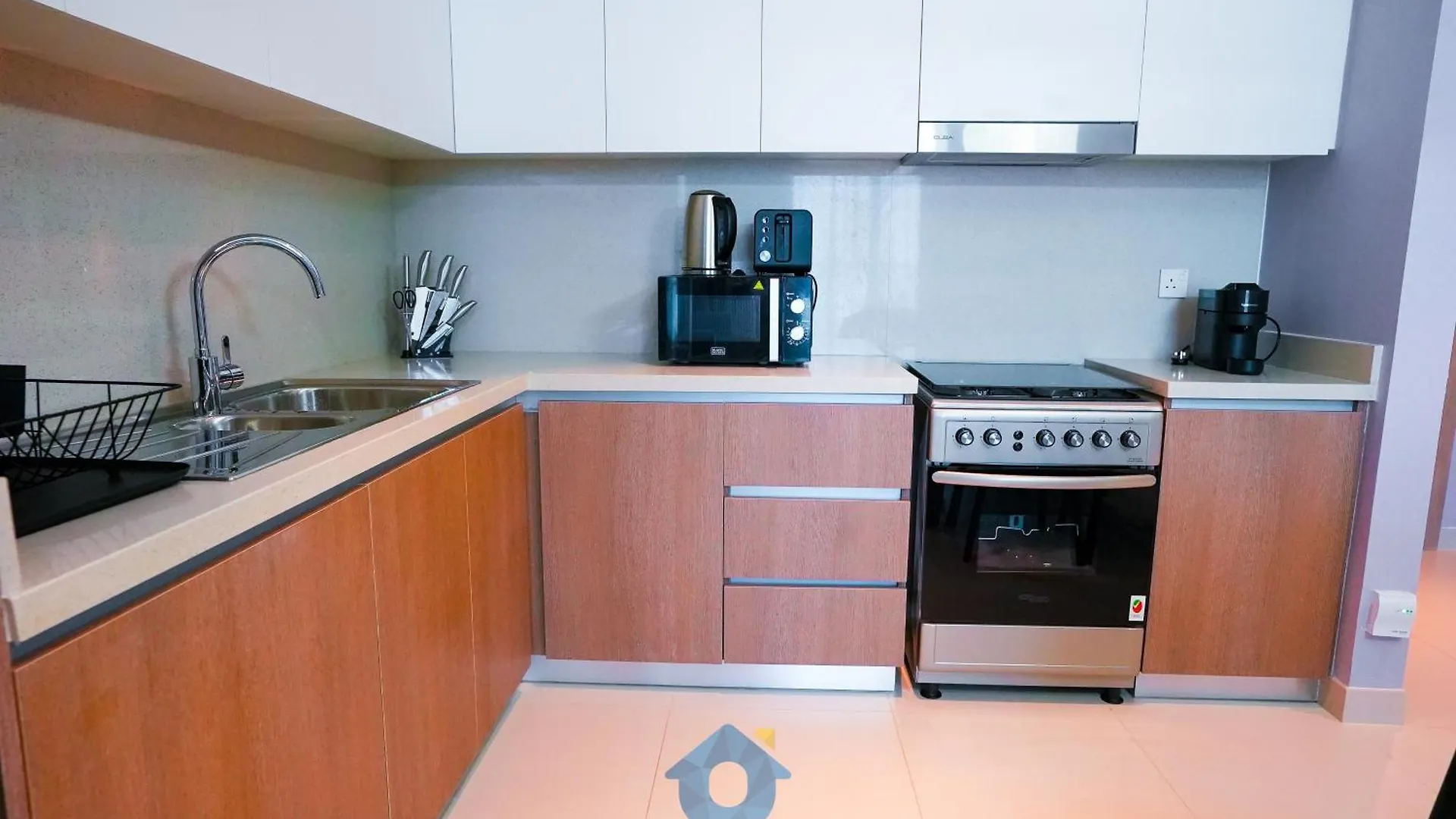 Apartment Like Home - 4204 Luxurious 2-Bedroom Residence With Spectacular City And Creek Views Dubai